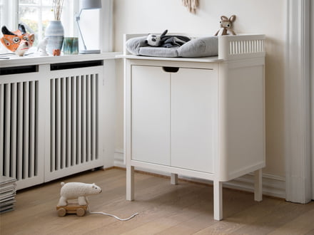 De Kili luiertafel van Sebra, van echt berkenhout.