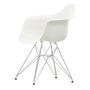 Vitra Eames Plastic Armchair DAR - Verchroomd / wit (zwarte viltglijders)