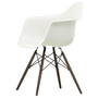 Vitra - Eames Plastic Armchair DAW, donker esdoorn / wit (kunststof glijders basic donker)