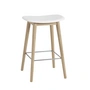 Muuto Fiber - Barkruk Hout Onderstel H 65 cm, eiken / wit