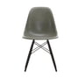 Vitra - Eames fiberglass side chair dsw, esdoorn zwart / eames ruwe omber (vilten glider basic dark)