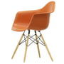Vitra - Eames Kunststof fauteuil DAW, ahorn geelachtig/roest-oranje (viltglijder wit)
