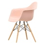 Vitra - Eames Plastic fauteuil DAW, essenhoning gekleurd / zacht roze (viltglijder wit)