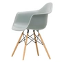 Vitra - Eames Plastic Armchair DAW RE, honingkleurig essen / lichtgrijs (viltglijders wit)