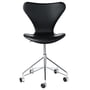 Fritz Hansen - Bureaustoel Series 7, volledig bekleed, chroom / Essential leer zwart (geremde wielen voor harde vloeren)