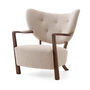& Tradition - Wulff ATD2 Loungestoel, walnoot geolied / beige ( Karakorum 003 )