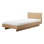 OUT Objekte unserer Tage - Zians Bed XSmall 90 x 200 cm, met hoofdbord en doorlopende poot, gewaxt eiken