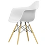 Vitra - Eames Plastic Armchair DAW RE, geelachtig esdoorn / katoenwit (basisglijders van donker vilt)