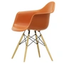 Vitra - Eames Plastic Armchair DAW RE, esdoorn geelachtig / roestoranje (viltglijders basis donker)