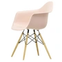 Vitra - Eames Plastic Armchair DAW RE, esdoorn geelachtig / lichtroze (vilt glijdt basis donker)
