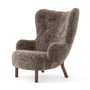 & Tradition - Petra Lounge Chair VB3, hoge rug, geolied notenhout / Sahara schapenvacht