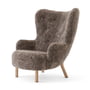 & Tradition - Petra Lounge Chair VB3, Hoge rug, geolied eiken / Sahara schapenvacht