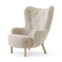 & Tradition - Petra Lounge Chair VB3, Hoge rug, geolied eiken / Moonlight schapenvacht