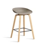 HAY - About A Stool AAS 32 H 65 cm, eiken gelakt / zwart staal / kaki 2. 0 (kunststof glijders)