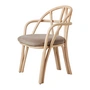 Gubi - Bistra fauteuil, rotan naturel / Fustagno (002) (kunststof glijders)