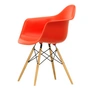 Vitra - Eames Plastic Armchair DAW RE, esdoorn geelachtig / poppy red (viltglijders basic donker)