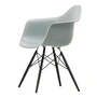 Vitra - Eames Plastic Armchair DAW RE, esdoorn zwart / lichtgrijs (viltglijders basic donker)