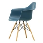 Vitra - Eames Plastic Armchair DAW RE, ash honey kleur / zeeblauw (viltglijders basic donker)