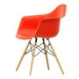 Vitra - Eames Plastic Armchair DAW RE, honingkleurig essenhout / poppy red (basisglijders van donker vilt)
