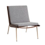 & Tradition - Boomerang HM1 loungestoel, geolied walnoot / poten van messing, grijs (Hallingdal 130)