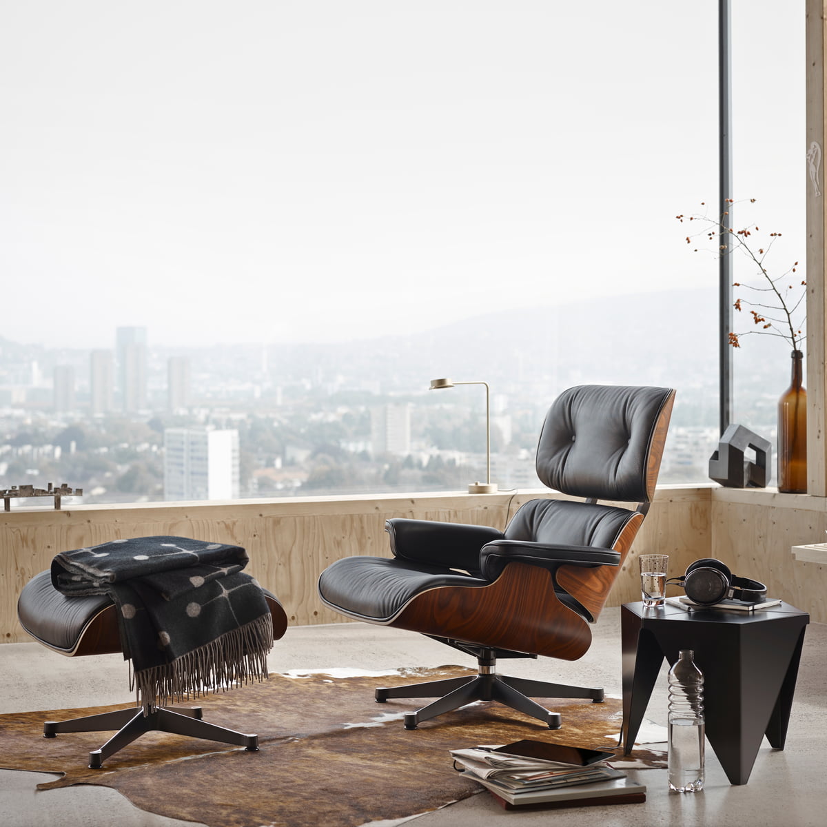 Onnodig diefstal Enten Vitra - Lounge Chair & Ottoman | Connox
