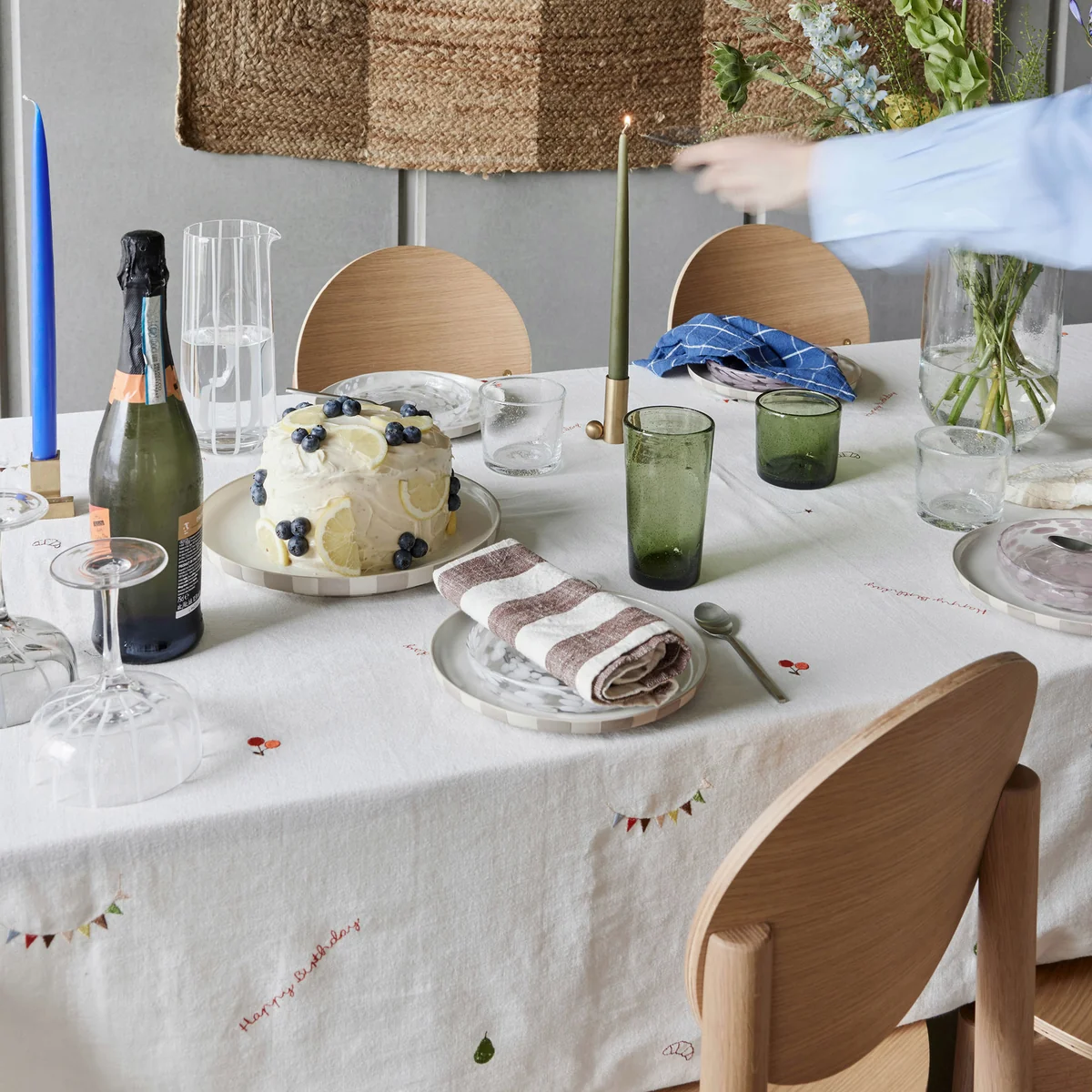 OYOY - Verjaardag tafelkleed