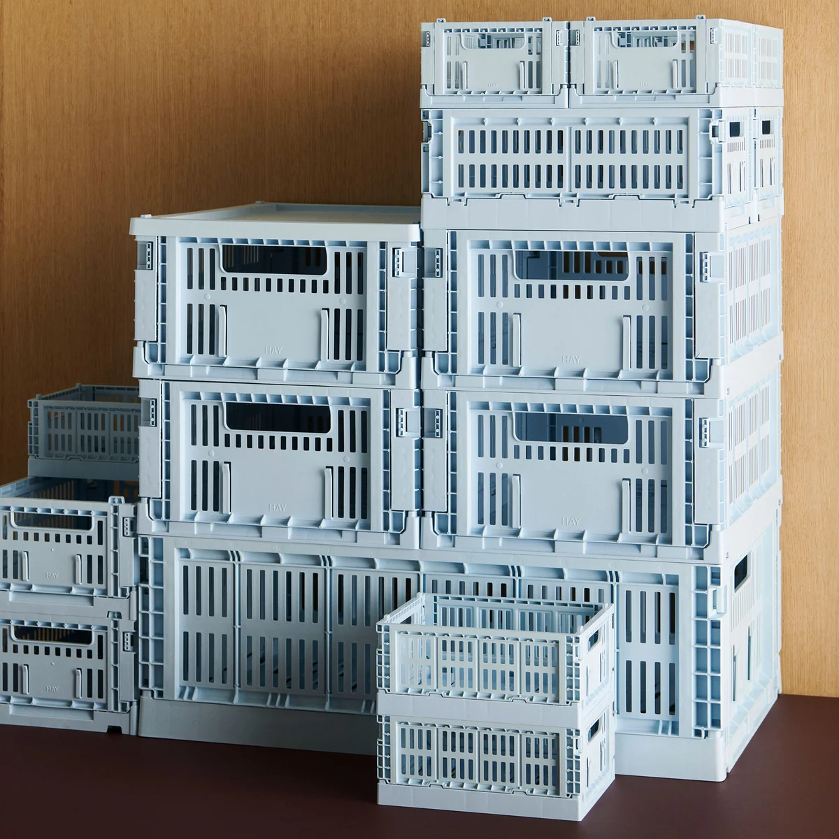 HAY - Colour Crate Collectie mand, zacht blauw, recycled, Familie