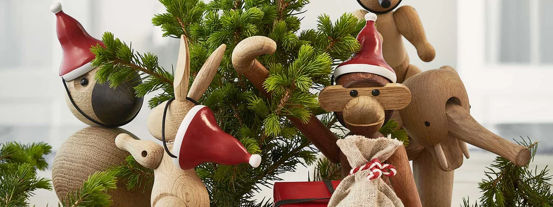 Kay Bojesen aap met Santa's pet