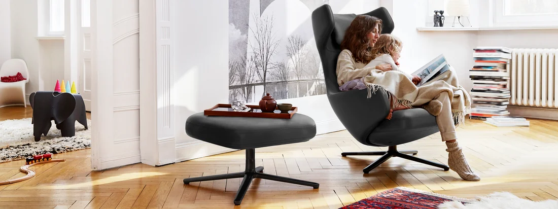 De Grand Repos en Repos Lounge Chairs van Vitra zijn meer dan alleen comfortabele fauteuils: ze passen perfect in de sfeer en bieden stijlvol comfort.
