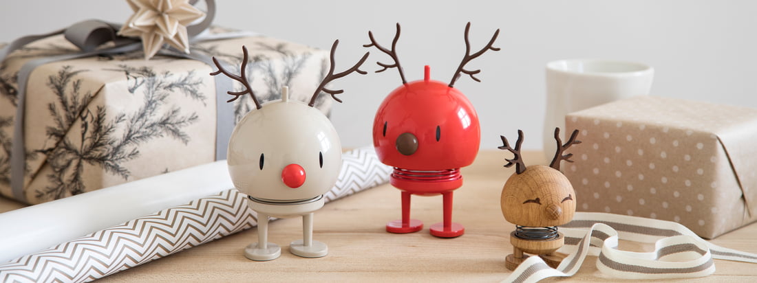 De liefdevol ontworpen kerstfiguren van Hoptimist zijn verkrijgbaar in een groot aantal uitvoeringen - als sneeuwpop, kerstman, als rendier, of nog veel meer.