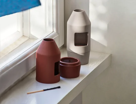 Zoek hier naar kamergeuren, diffusors, aromalampen, kamersprays en nog veel meer ...