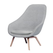 Hay - Over een lounge stoel AAL 93