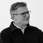 Ontwerper: Finn Næss Schmidt