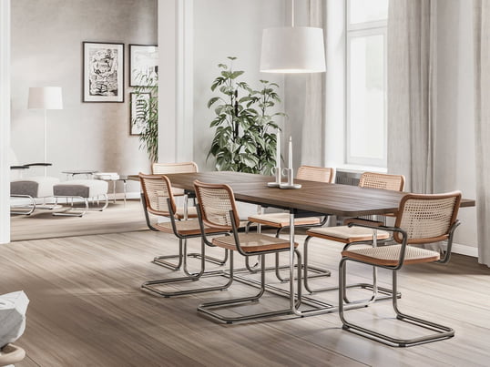 De S 32 // S 64 special edition 2022 is ideaal om te groeperen rond uw eettafel. Ze zijn niet alleen visueel opvallend, maar bieden ook comfort.