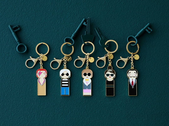 De Sketch Inc. sleutelhanger van Becky Kemp Lucie Kaas is een geweldige versiering op elke sleutelhanger en een leuk cadeau-idee voor diverse gelegenheden.