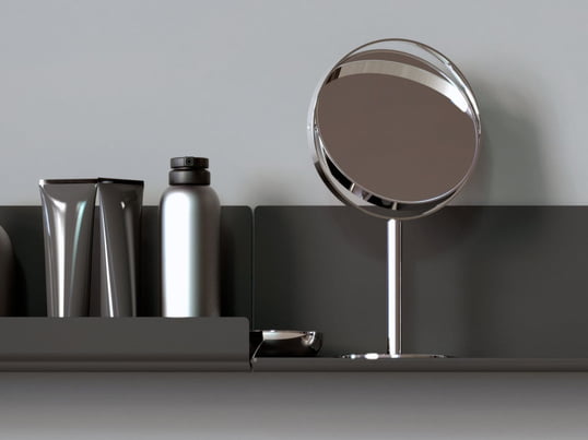 De Nova2 cosmeticaspiegel met 5x vergroting 1943 van Frost - een meesterwerk in Scandinavisch design. Deze spiegel is ontworpen door de bekende ontwerper Bønnelycke mdd en voegt elegantie en functionaliteit toe aan de badkamer, slaapkamer of kleedkamer.
