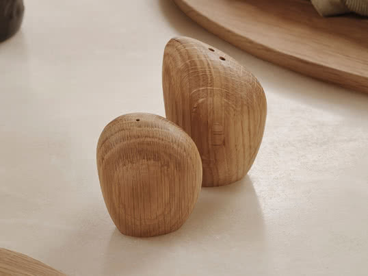 ferm Living - Cairn peper- en zoutstel, eik (set van 2)