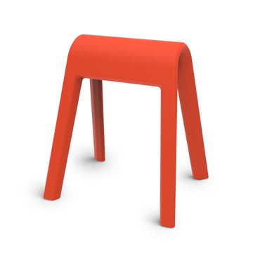 De stoelbok van Wilkhahn , oranje-rood