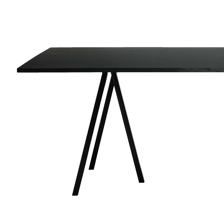 Loop Stand Frame Tafel schragen met tafelblad van HAY