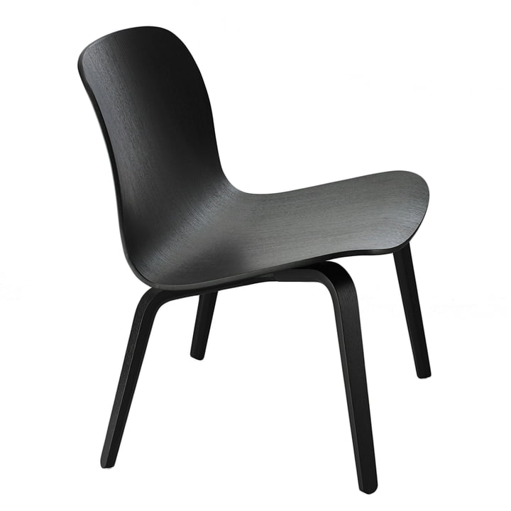 Visu Lounge Chair van Muuto in het zwart