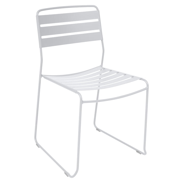 Verrassende stoel van Fermob in katoenwit