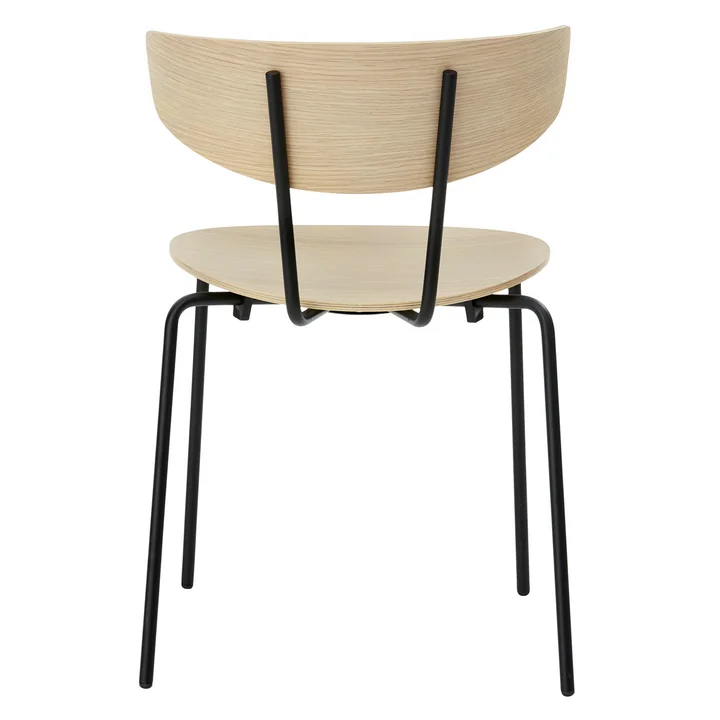 Herman Stoel van Ferm Living in eik