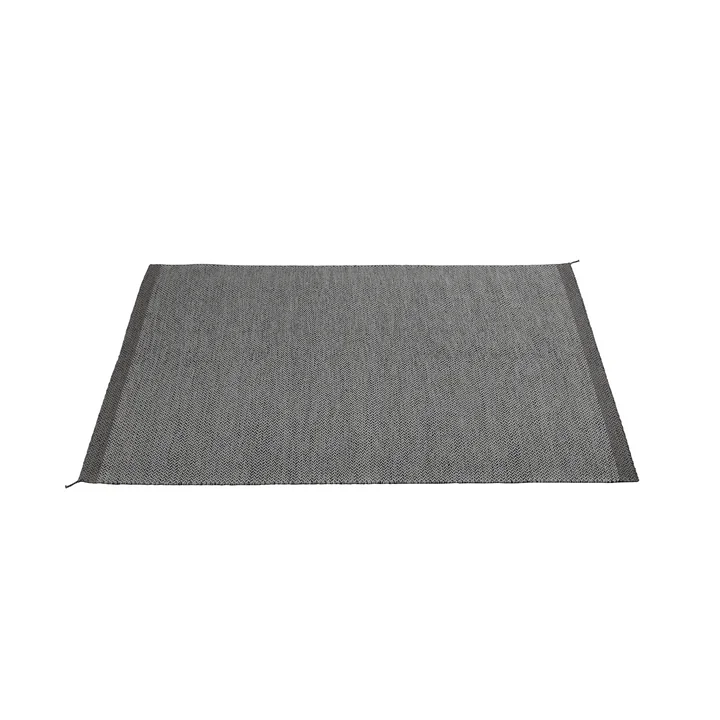De Ply Rug 170 x 240 cm in donkergrijs van Muuto
