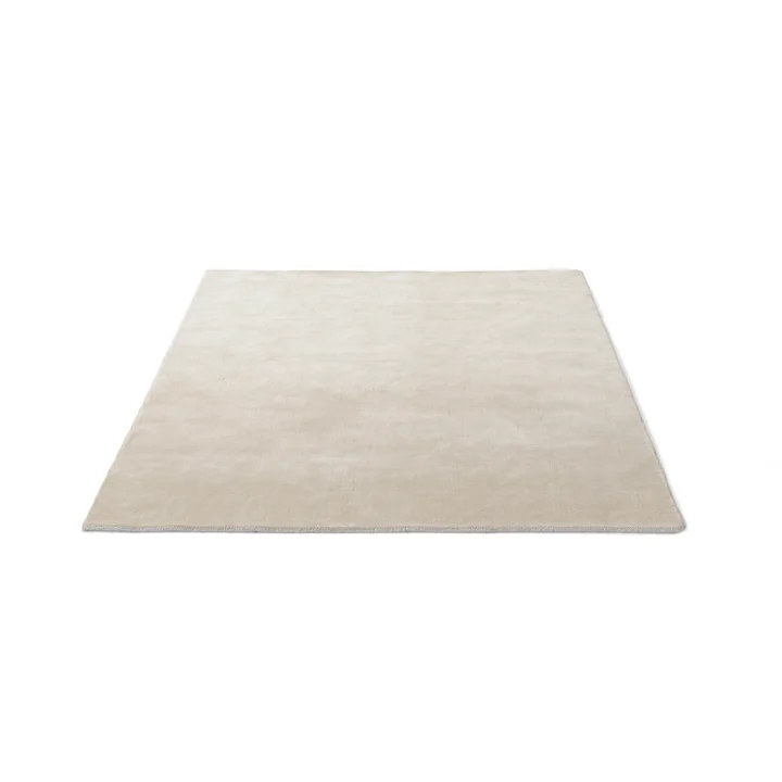 De & Tradition - The Moor Vloerkleed AP5 met een afmeting van 170 x 240 cm in Beige Dew