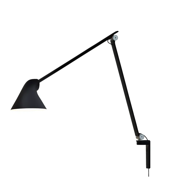 NJP wandlamp, lange arm van Louis Poulsen in het zwart