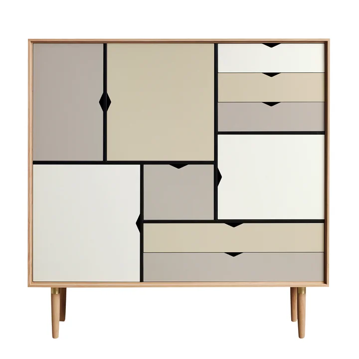 S3 Ladekast van Andersen Furniture in geoliede eik (fronten zilver, beige, metaal grijs)