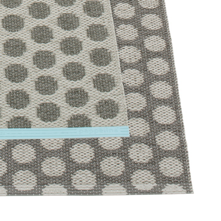 Noa Rug 70 x 50 cm van Pappelina in houtskool / Warmgrijs / Turquoise Edge