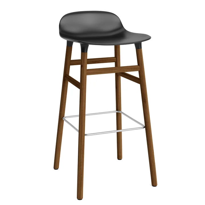 Vorm barstoel 75 cm, houten poten van Normann Copenhagen in notenhout / zwart