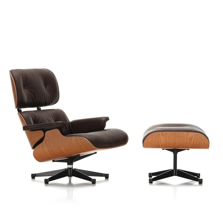 Vitra - Lounge Chair & Ottoman, gepolijst / zijkanten zwart, amerikaans kersen / leer natuurchocolade (kunststof glijdoppen). Kersen / Leer natuurchocolade (plastic glijders)