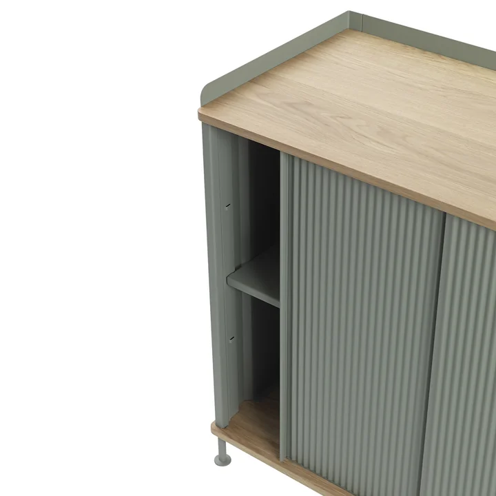 High Enfold Sideboard van Muuto in Eik / Dusty Green